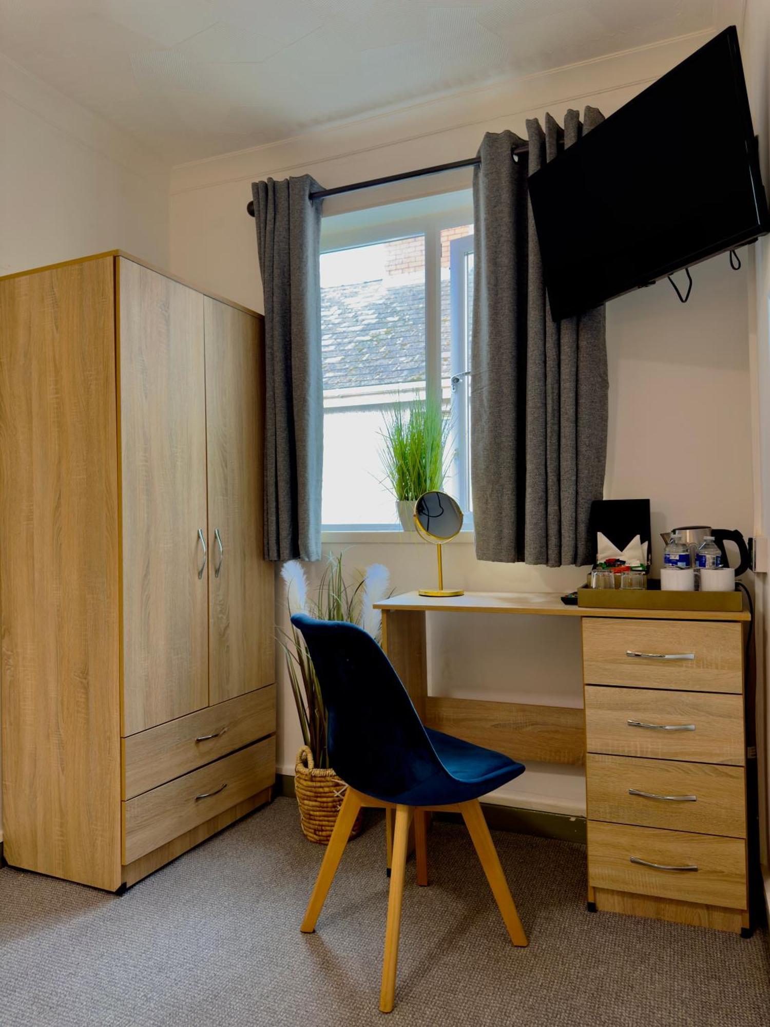 Coastal Park Accommodation Llanelli Exteriör bild